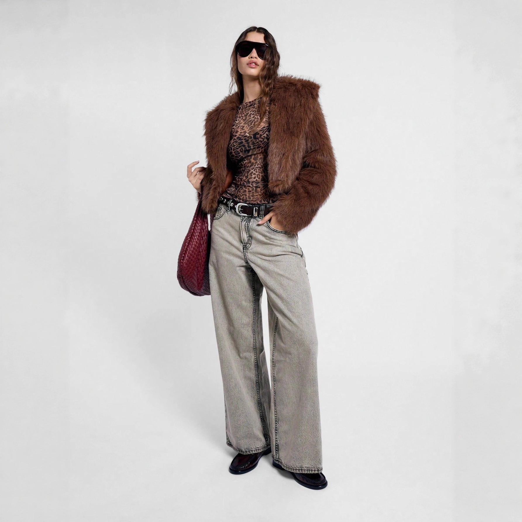 Damen nan figurnahes Netz-Longsleeve mit Leopardenmuster und seitlicher Raffung R&B