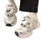 Damen Sport Sneakers mit einzigartigen Hello Kitty Ornamenten R&B