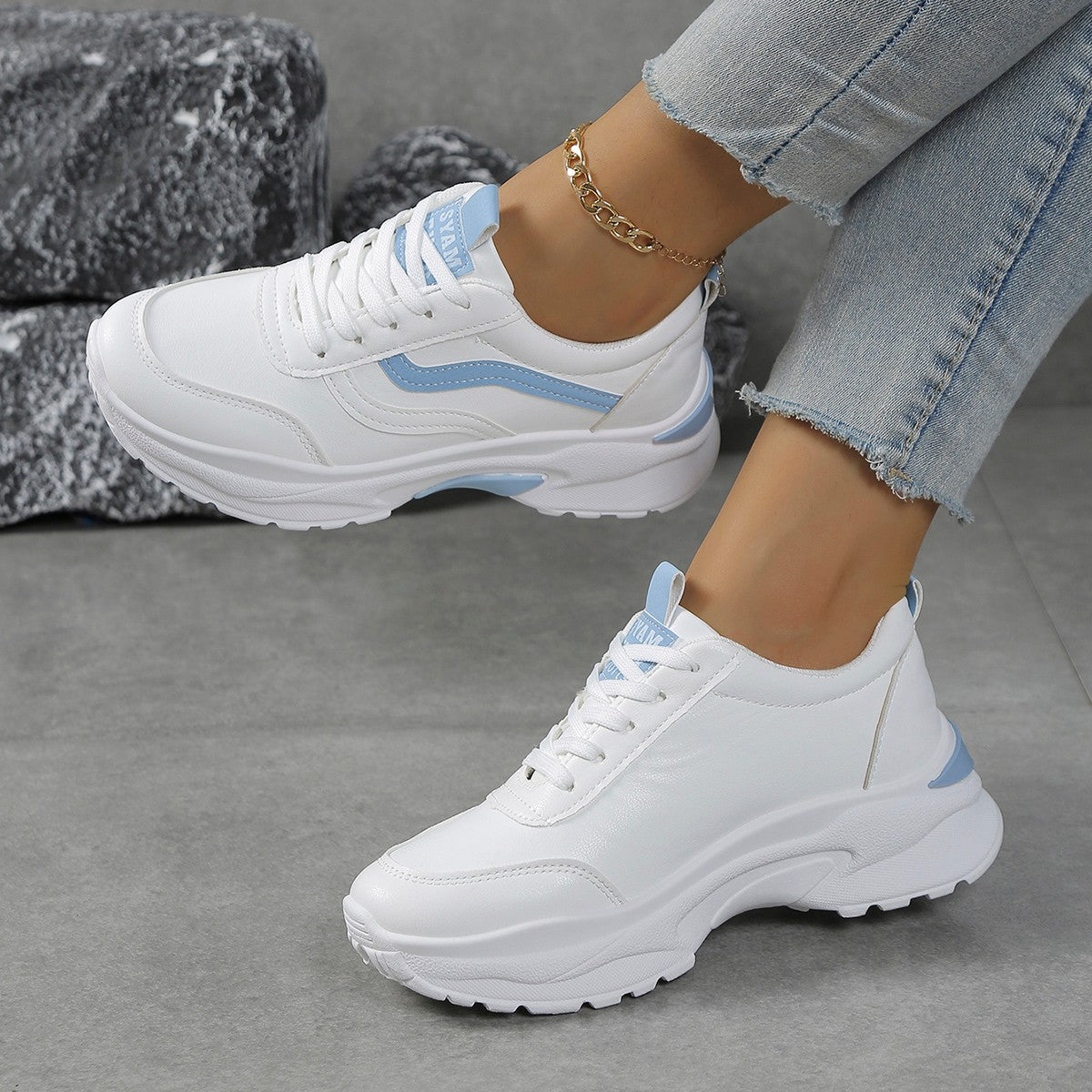 Damen Sportliche Sneakers mit atmungsaktiver Oberflächenstruktur und trendigem Dämpfungssystem R&B