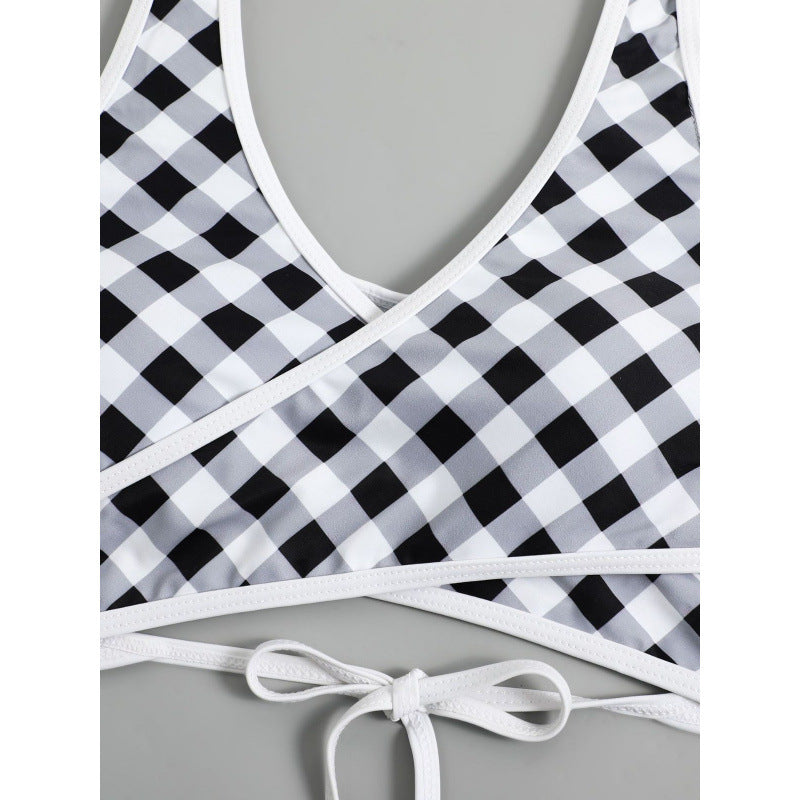 Damen Triangel-Bikini mit modernem Wickel-Design und verspieltem Karomuster R&B