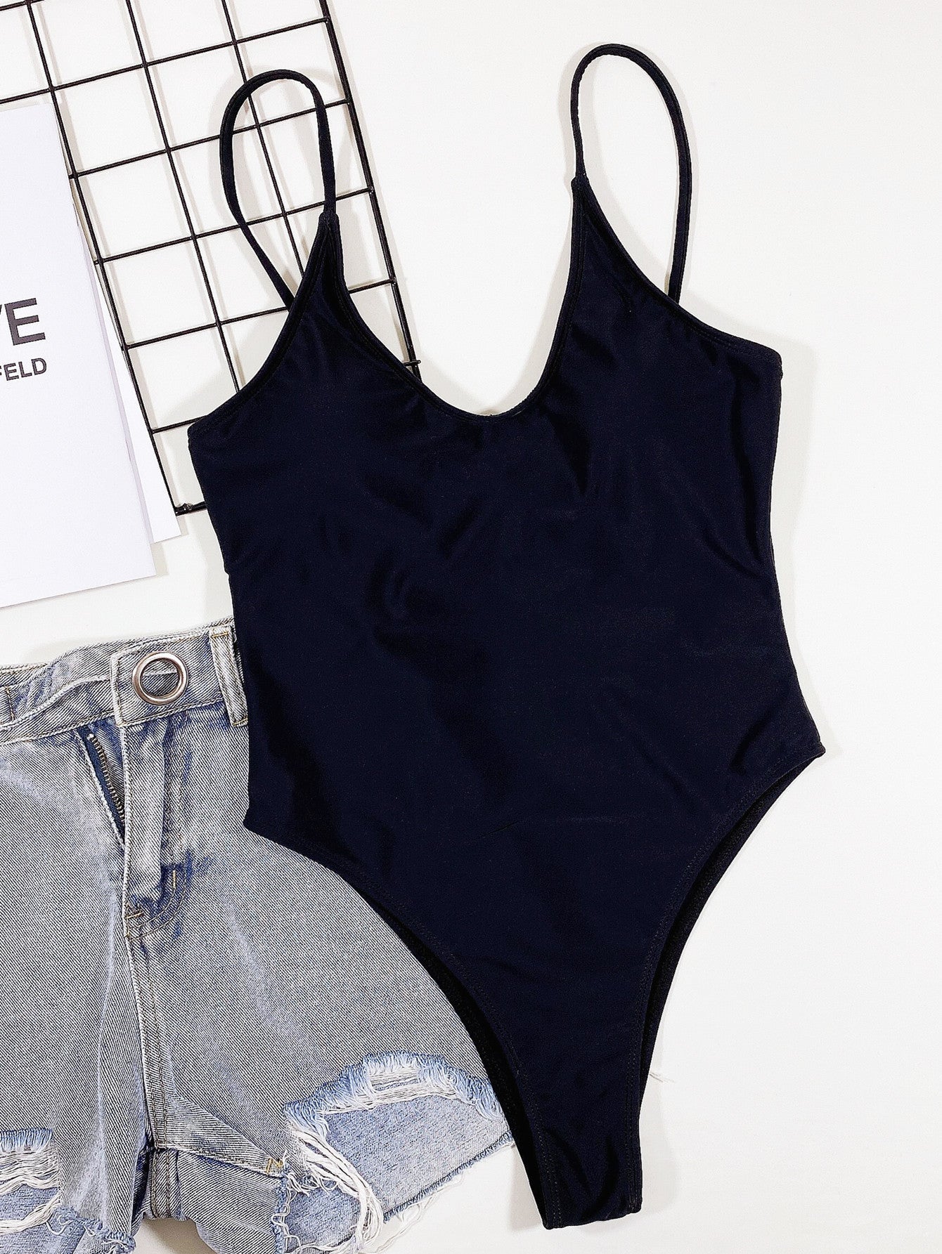 Damen Hochgeschnittener Cut-Out Badeanzug mit Bindändern