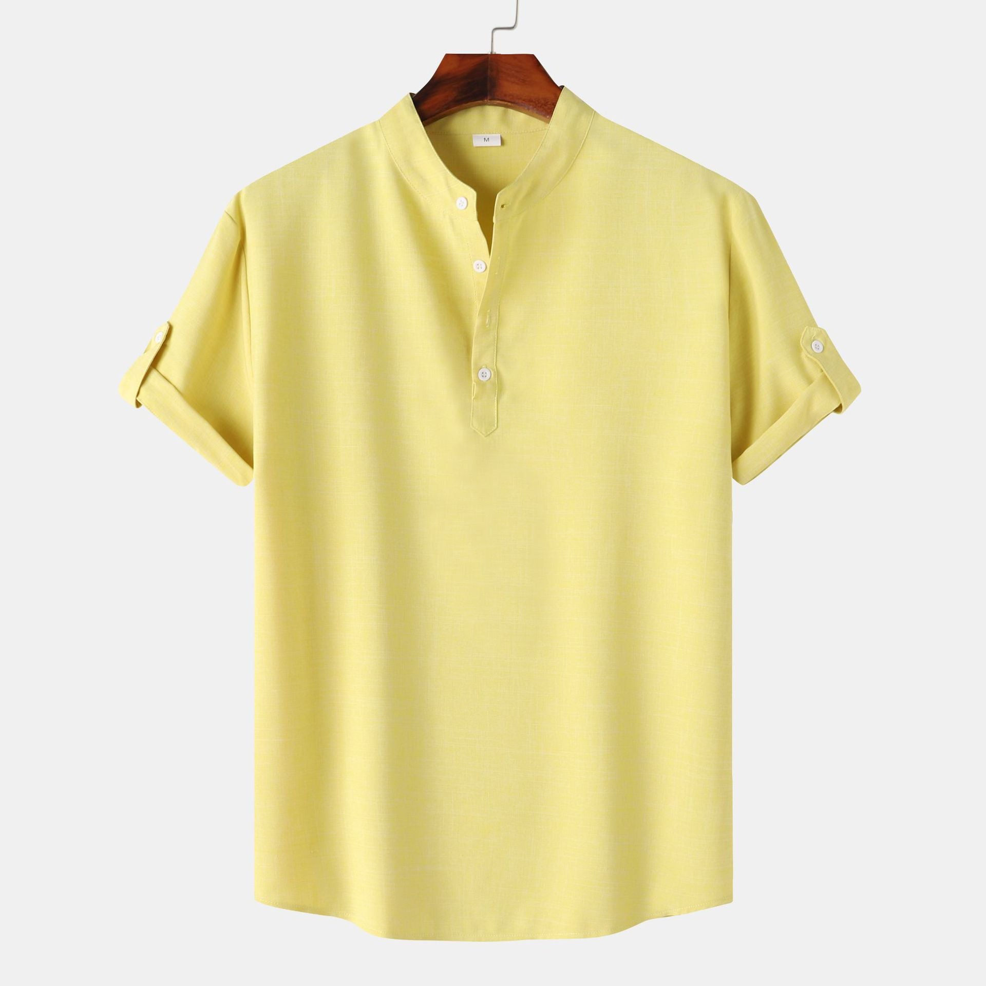 Herren Kurzarm-Hemd im lässigen Henley-Stil mit praktischen Knopfdetails