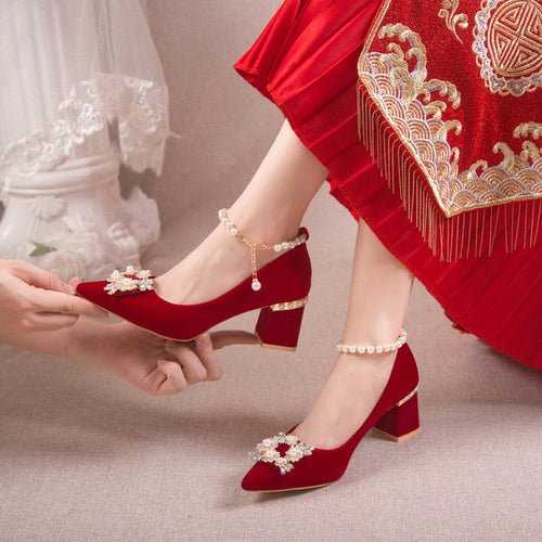 Damen elegante spitze Pumps mit funkelndem Schmuckdetail R&B