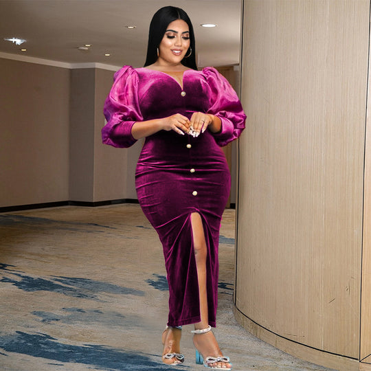 Damen Samtlangkleid mit Puffärmeln und subtilen Knopfdetails R&B
