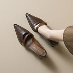 Damen elegante Pumps mit modischer Schnallenverzierung