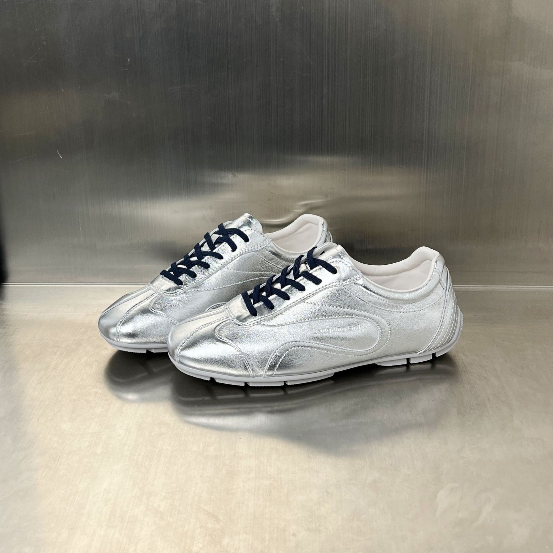 Damen Sportliche Sneakers mit atmungsaktiver Obermaterialstruktur und stabiler Sohle R&B