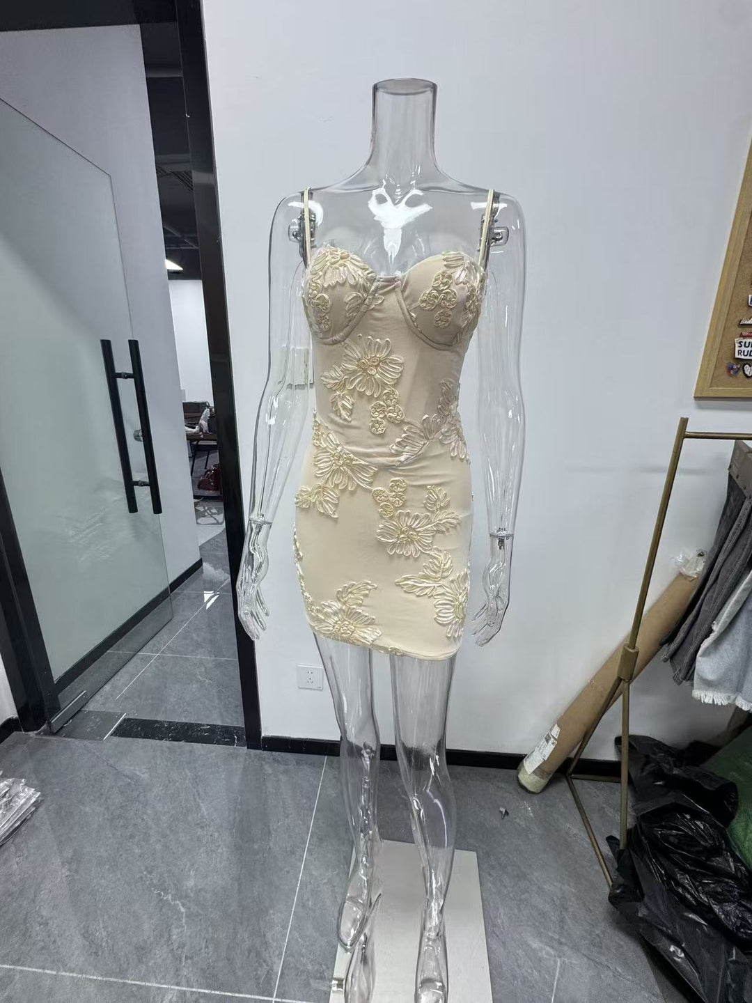 Damen Sexy Kleid mit floralem Spitzenmuster R&B