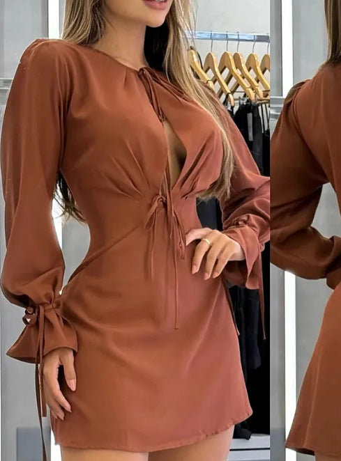 Damen zeitloses Minikleid mit tiefem V-Ausschnitt und Schleifenärmel R&B