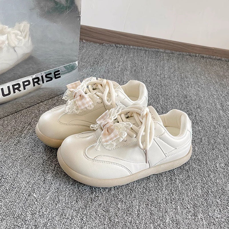 Damen Sportliche Sneakers mit verspielten Rüschen R&B