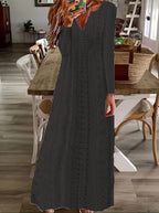 Damen Maxikleid mit filigranem Lochmuster und V-Ausschnitt R&B