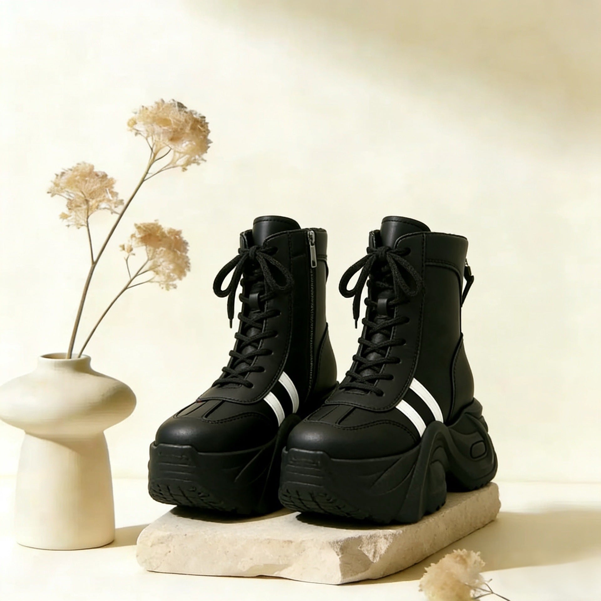 Damen Chunky Stiefeletten mit dickem Profil und sportlichem Design