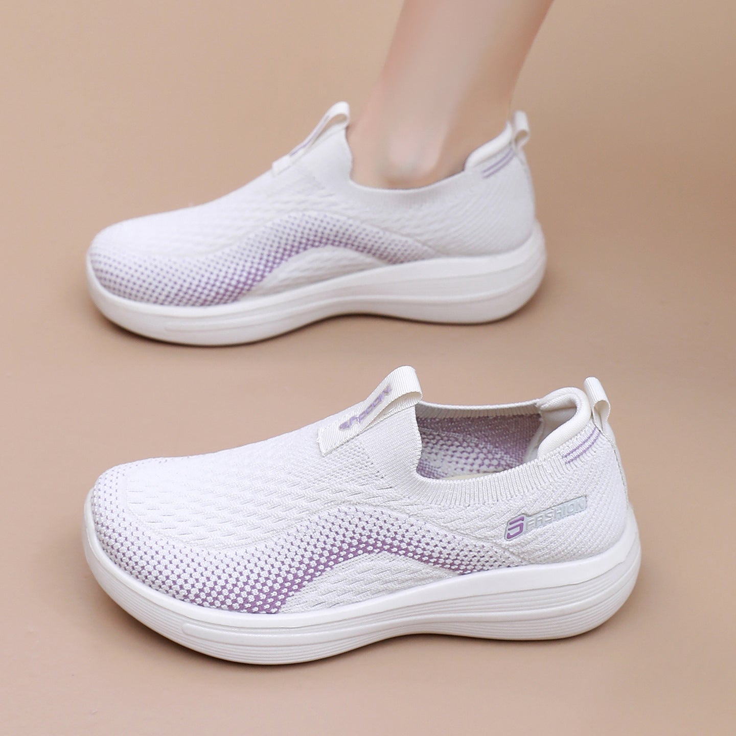 Damen Bequeme Slip-On Sneakers mit flexiblem Komfortdesign R&B