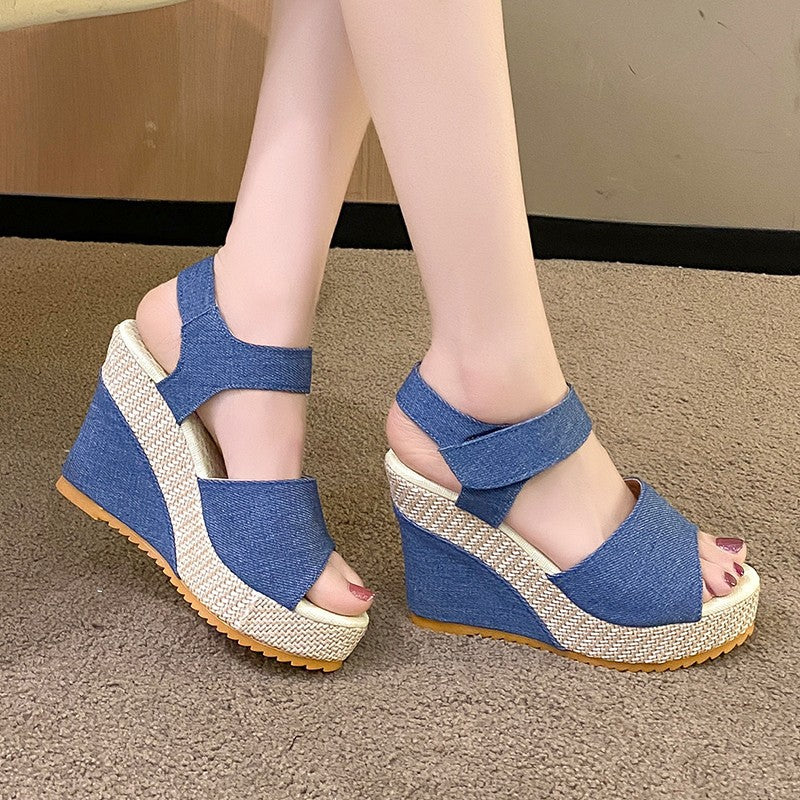 Damen Wedge-Sandalen mit geflochtenem Espadrille-Detail R&B