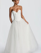 Damen Elegantes A-Linien Brautkleid mit schulterfreier Corsage und voluminösem Tüllrock