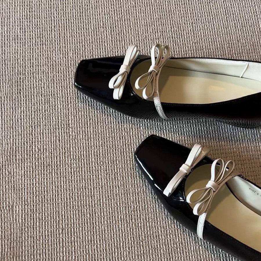 Damen Ballerina-Schuhe mit quadratischer Spitze und dekorativem Schleifchen