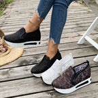 Damen Slip-On Sneakers mit romantischem Spitzen-Obermaterial