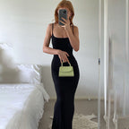 Damen Elegantes Maxikleid mit schmalem Schnitt und verstellbaren Spaghettiträgern EB