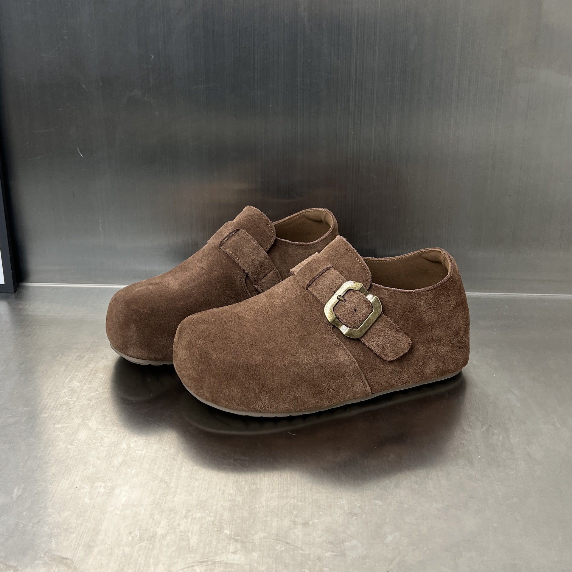 Damen Komfortable Wildleder-Clogs mit elegantem Schnallenverschluss R&B