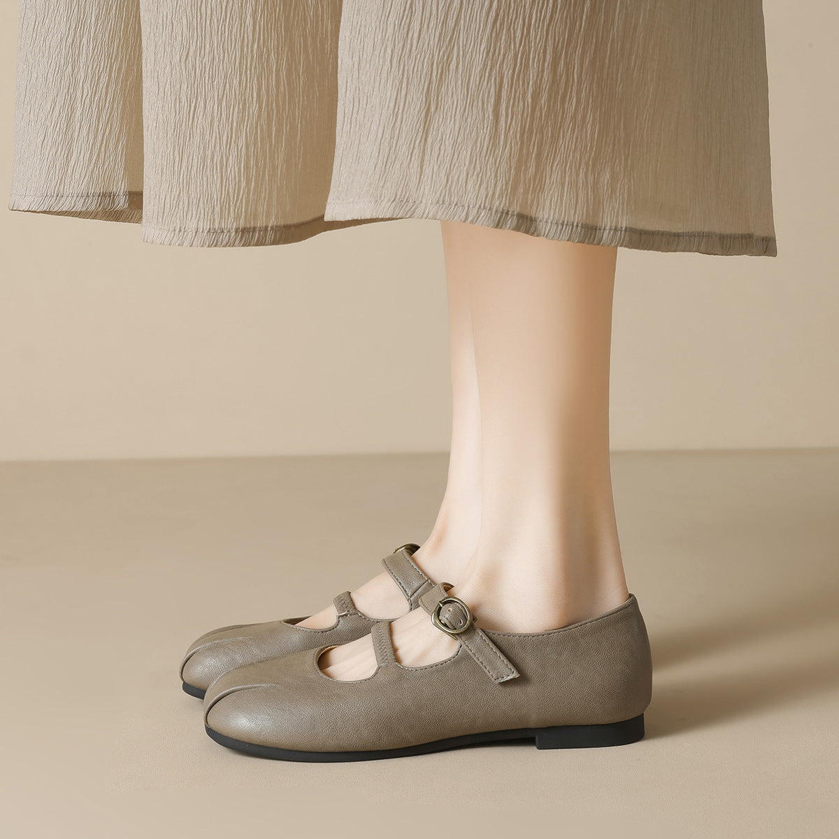 Damen Ballerinas mit eleganter Schnalle und hochwertigem Leder