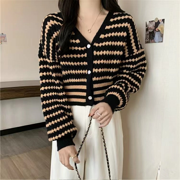 Damen Strickjacke mit kontrastierenden Mustern und lockerer Passform R&B