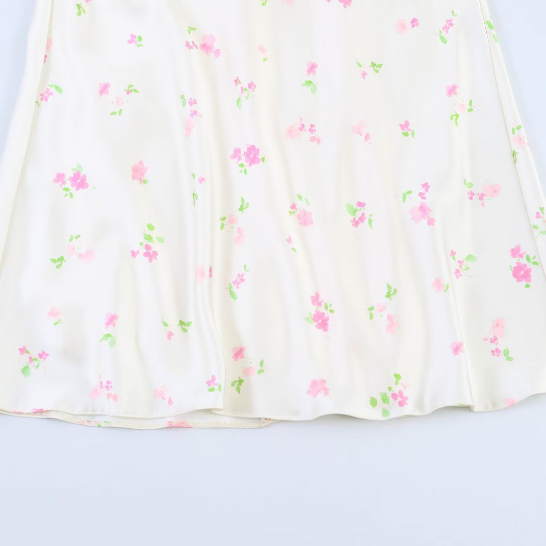 Damen Maxikleid mit offenem Rücken und zarten Blumenmustern R&B
