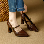 Damen Stilettos mit dekorativem Riemen