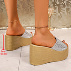 Damen Wedge-Pantoletten mit glitzerndem Leopardenmuster und komfortablem Fußbett