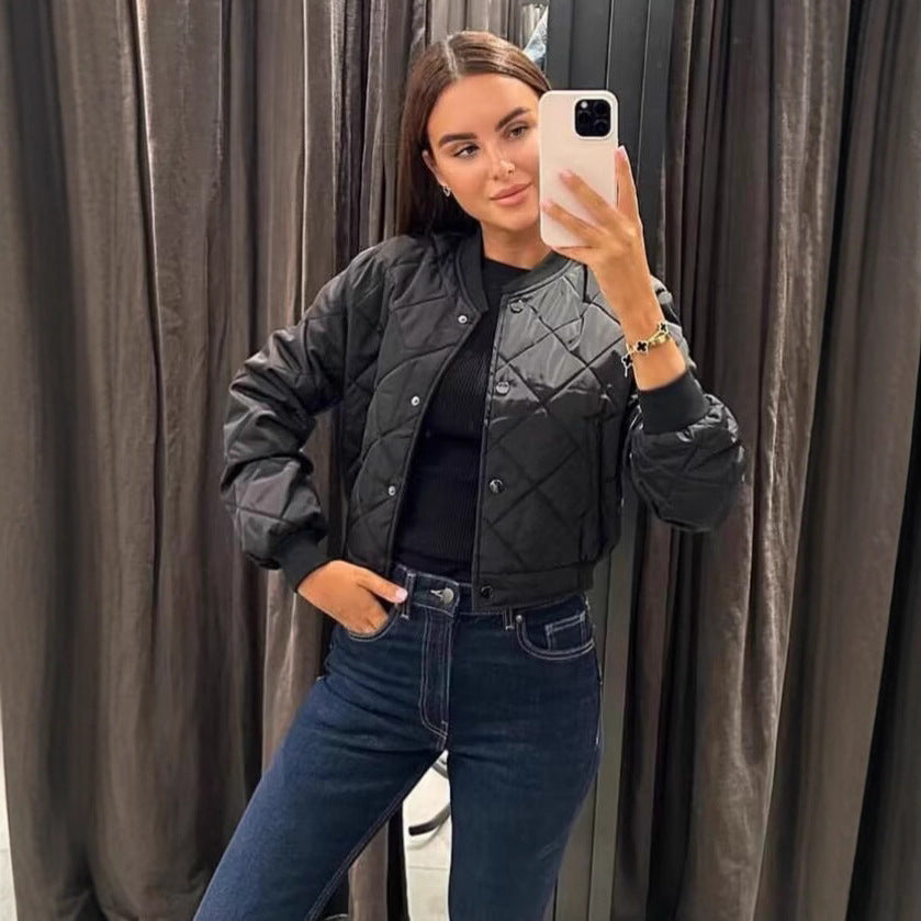 Damen gesteppte Kurzjacke mit praktischem Knopfverschluss R&B