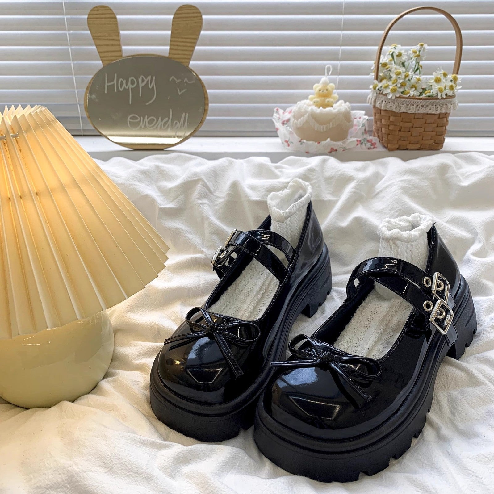 Damen Modische Plateau-Schuhe mit Riemen und verspieltem Schleifen-Detail R&B
