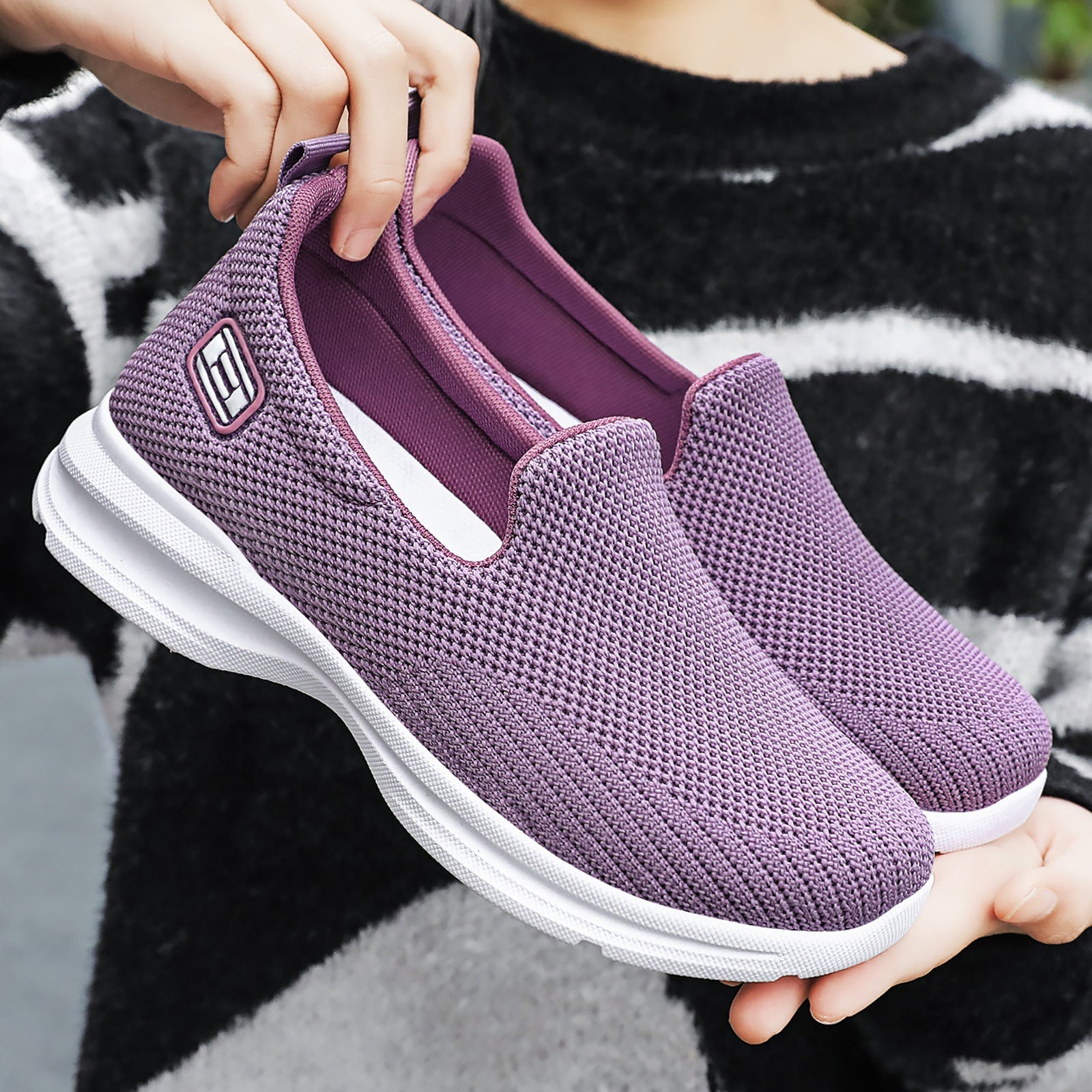 Damen nan nahtloser Strick-Slip-On Walking-Sneaker mit ergonomischer Memory-Fußbett-Einlage R&B
