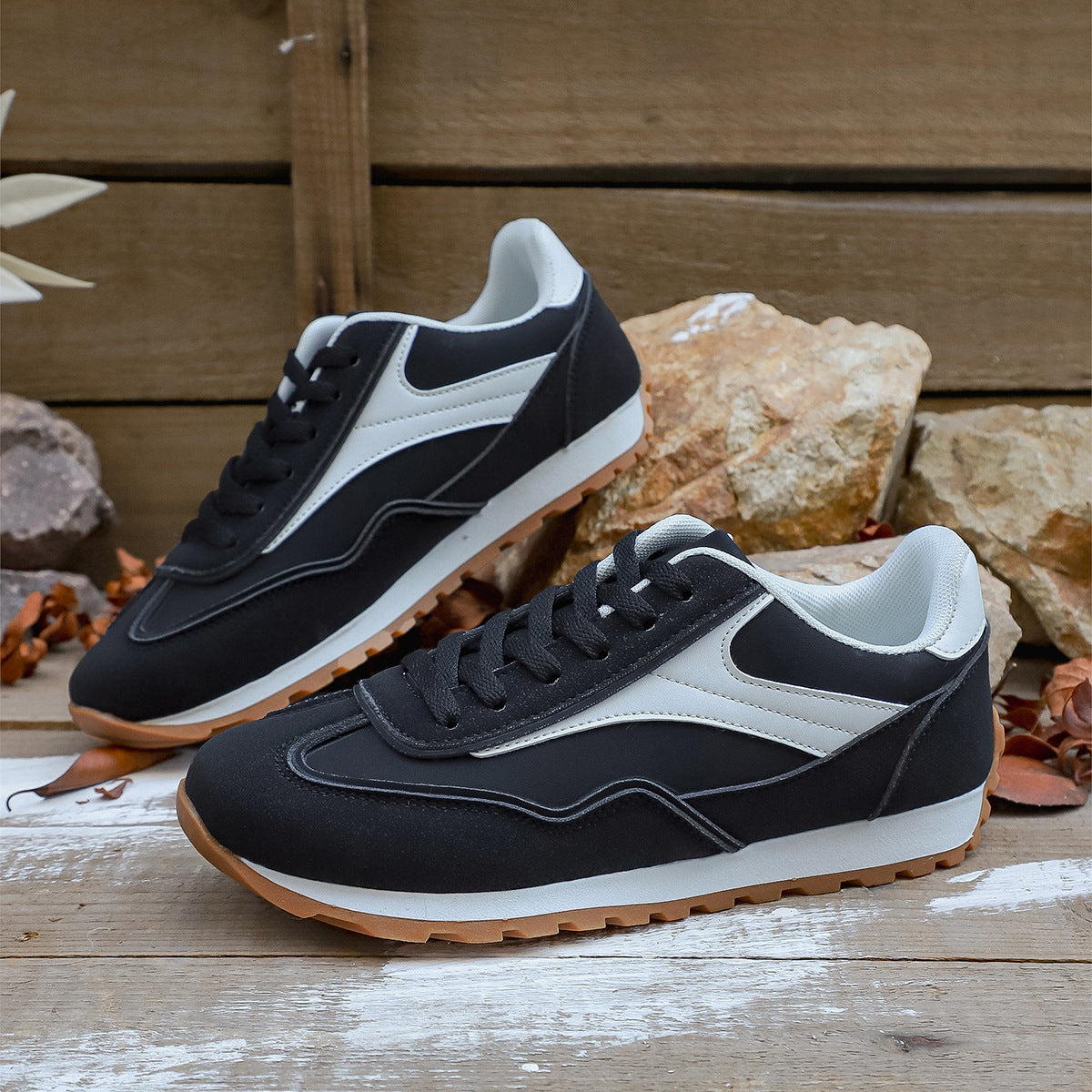 Damen Sportliche Sneakers mit atmungsaktivem Obermaterial und rutschfester Sohle R&B