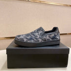 Damen Bequeme Slip-On Sneakers mit modischem Oberflächenmuster R&B