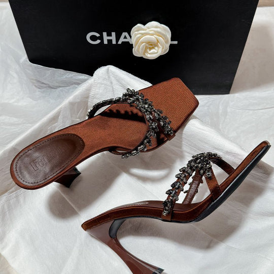 Damen Elegante High-Heel Sandalen mit funkelnden Strassdetails R&B
