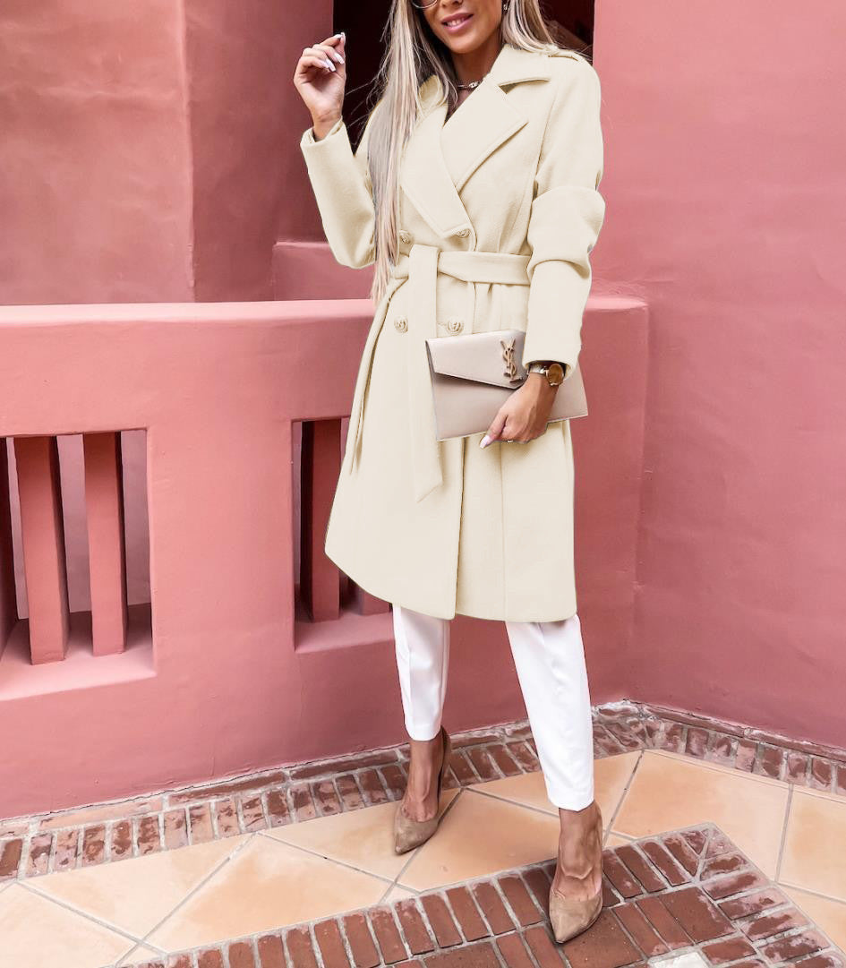 Damen Eleganter Trenchcoat mit tailliertem Schnitt und praktischen Taschen R&B