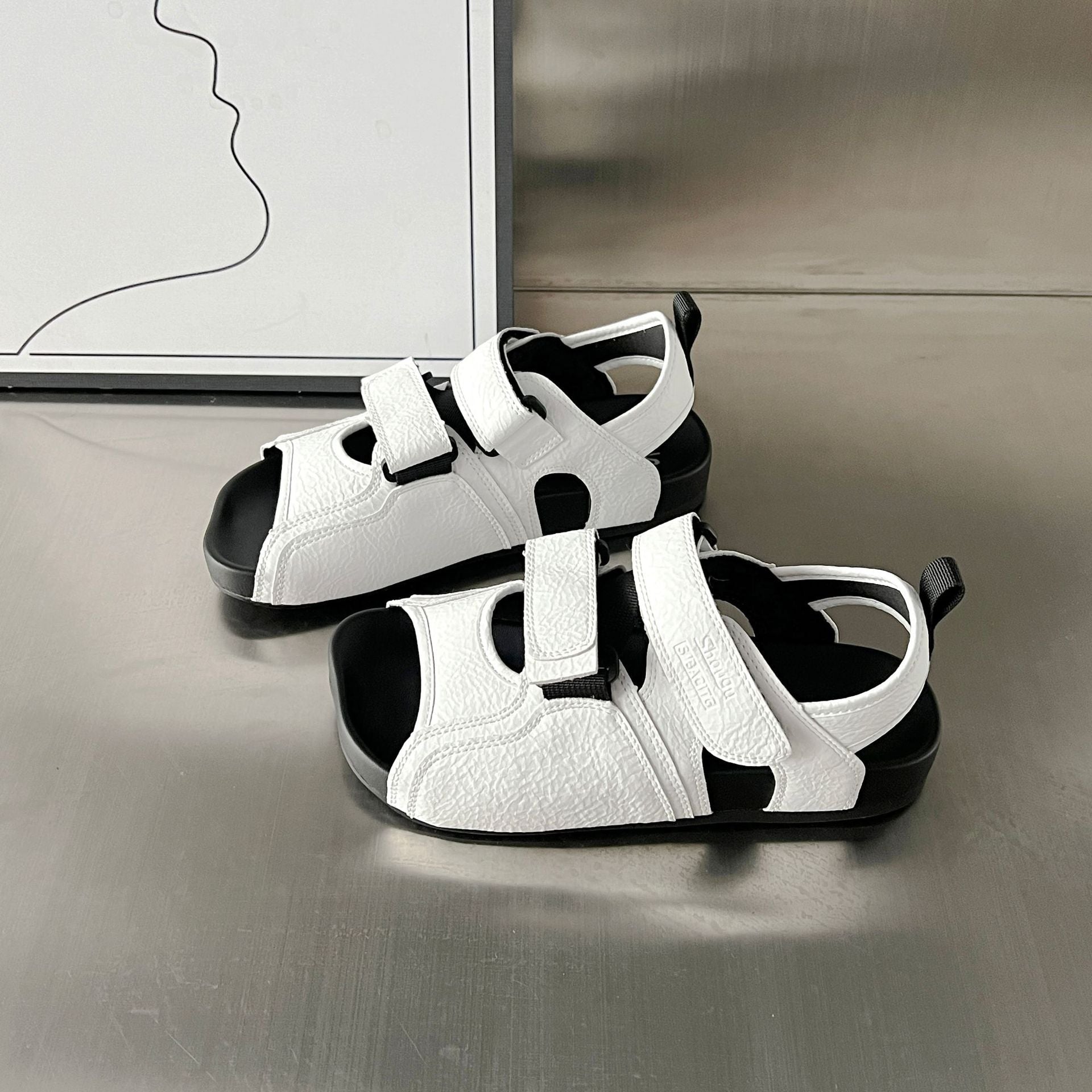 Damen modische Sandalen im sportlichen Design von R&B