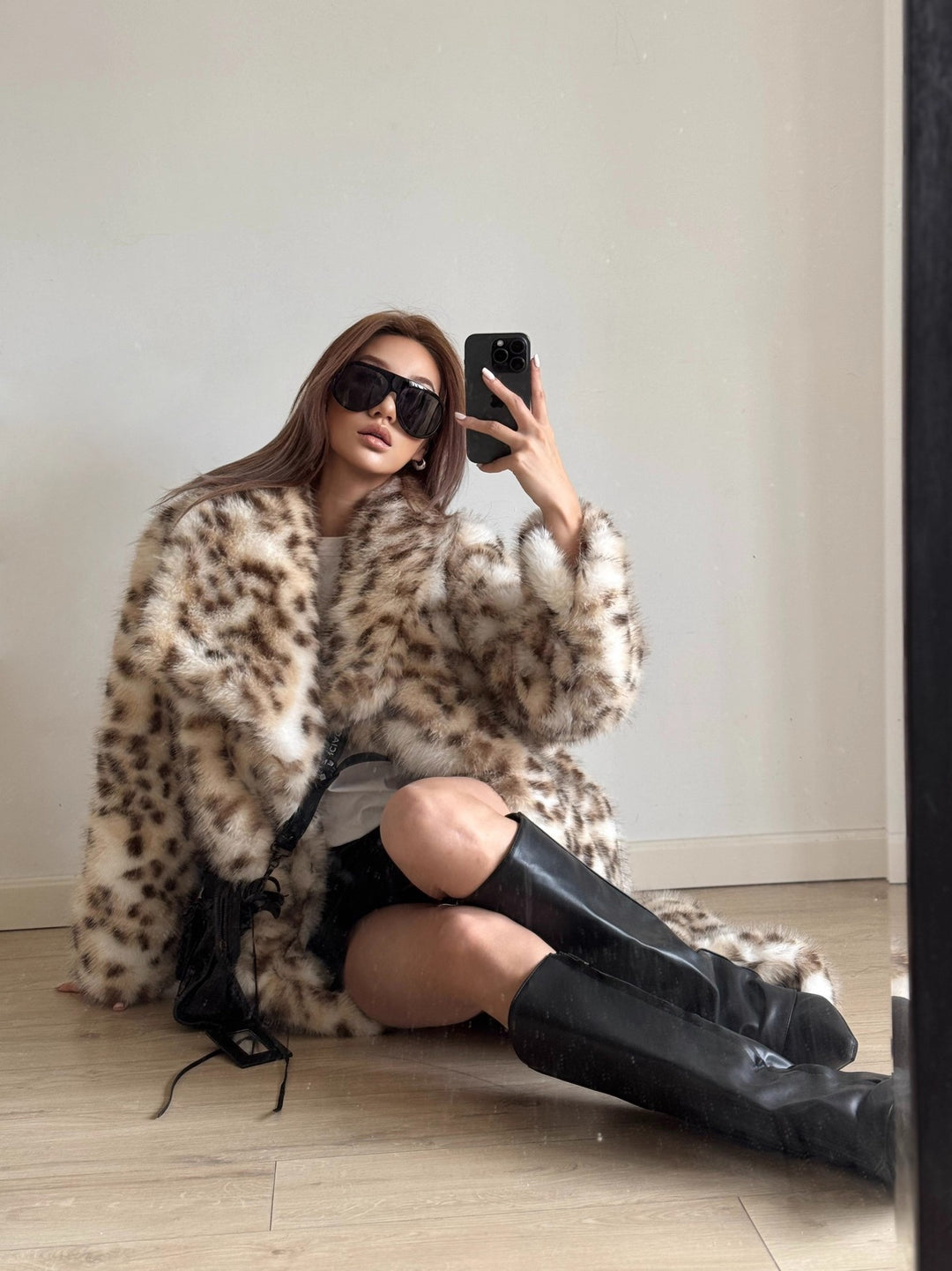 Damen Eleganter Kunstfellmantel mit animalischem Muster R&B