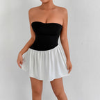 Damen Tailliertes Bandeau-Kleid mit schwingendem Rock
