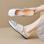 Damen Mokassins mit verstellbarem Riemen und elegantem Faltendesign