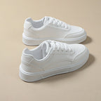 Damen Trendige Sneakers mit goldenen Akzenten R&B