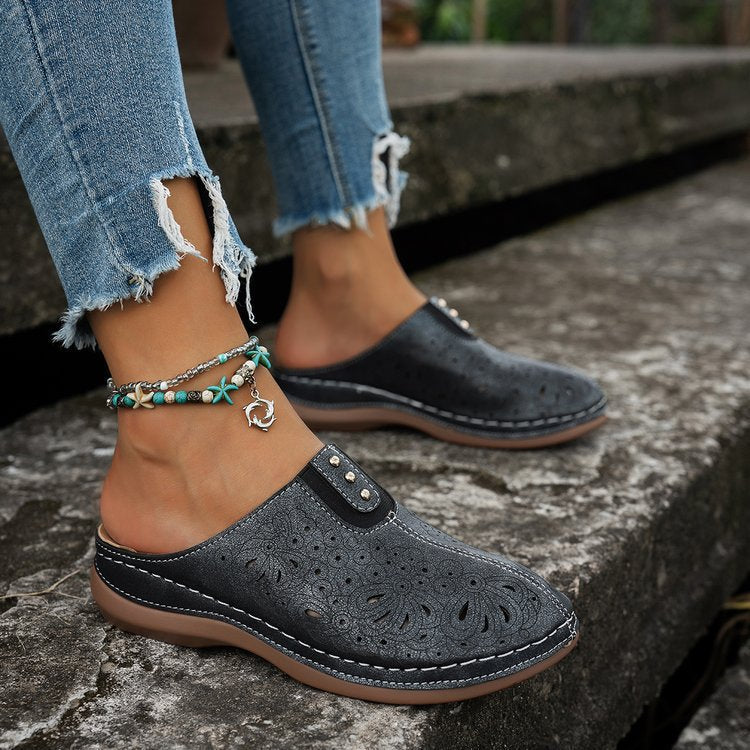 Damen Bequeme Clogs mit floralen Ausschnitten R&B
