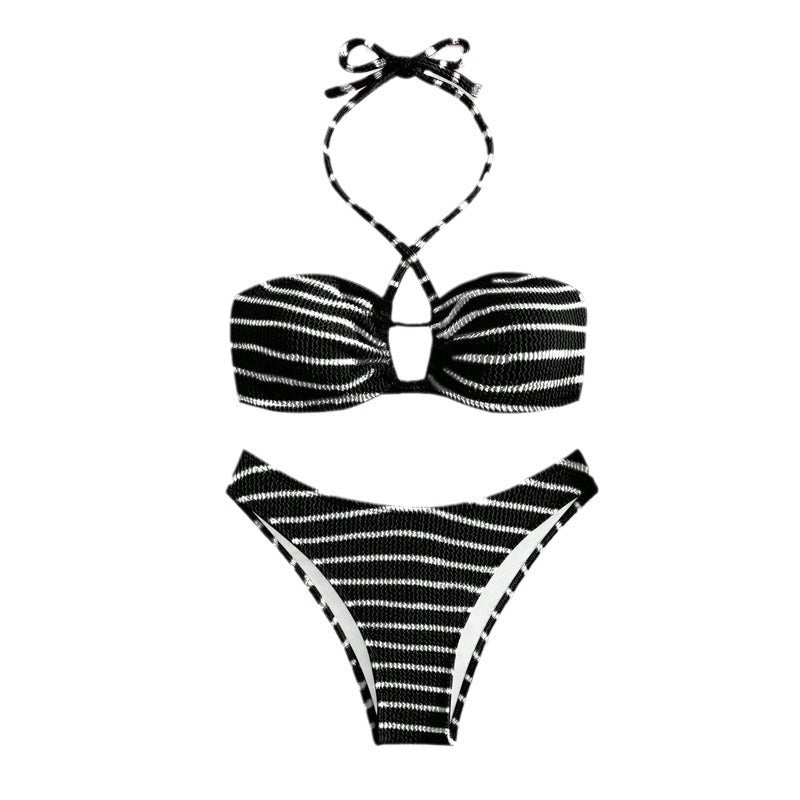 Damen Bandeau-Bikini mit verspieltem Schnitt und trendigen Bindändern
