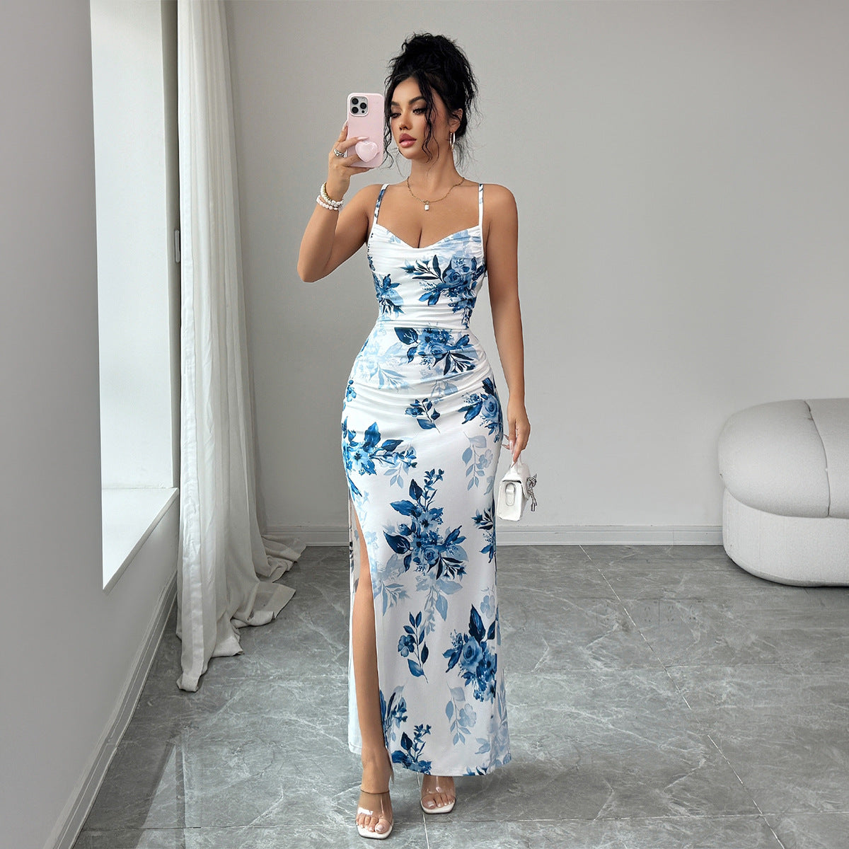 Damen Maxi-Kleid mit seitlichem Schlitz und blumigem Design R&B
