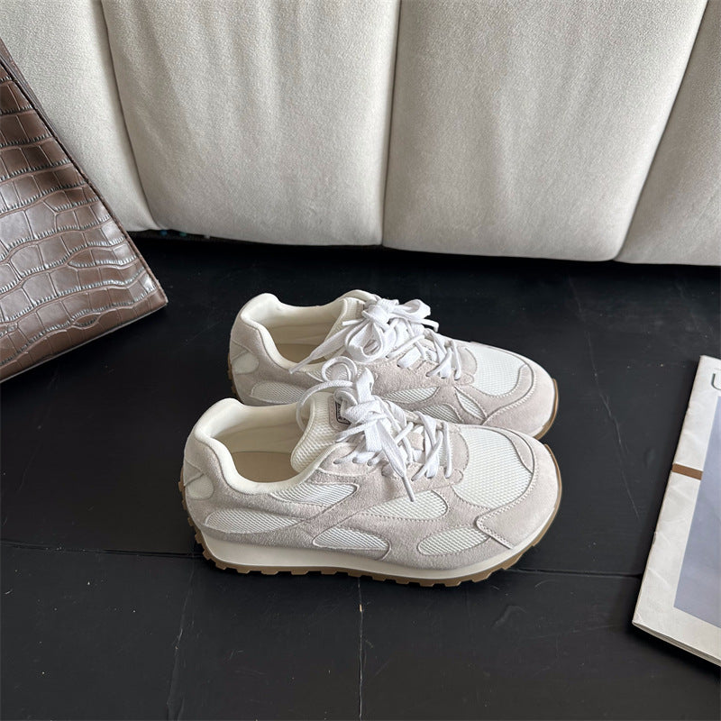 Damen Sportliche Sneaker mit atmungsaktivem Mesh und modischer Wildleder-Oberfläche R&B