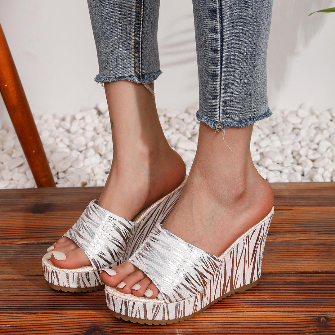 Damen Wedge-Sandalen mit stilvollem Geometrie-Muster und komfortablem Fußbett R&B