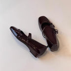 Damen Ballerinas mit elegantem Riemenverschluss und glänzender Oberfläche R&B