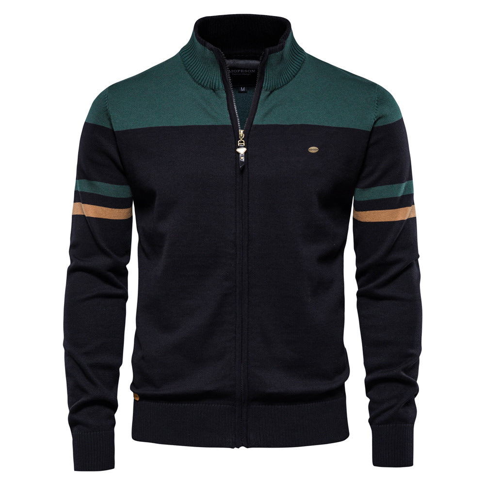Herren Strickjacke mit modernem Zipper und sportiven Farbstreifen