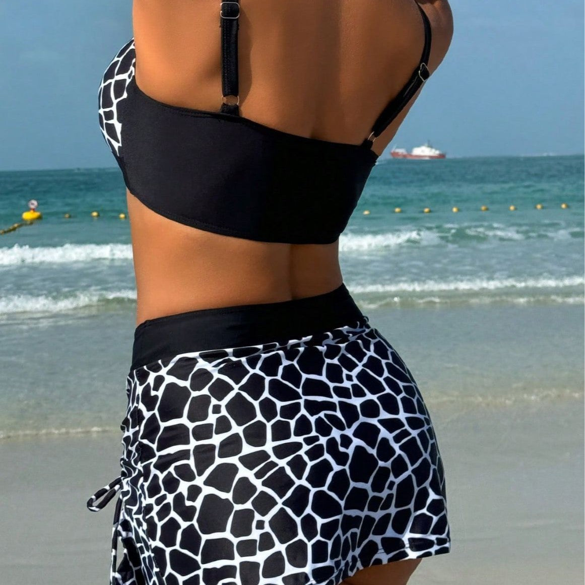 Damen Bikini-Oberteil mit Wickeloptik und Rüschendetails R&B