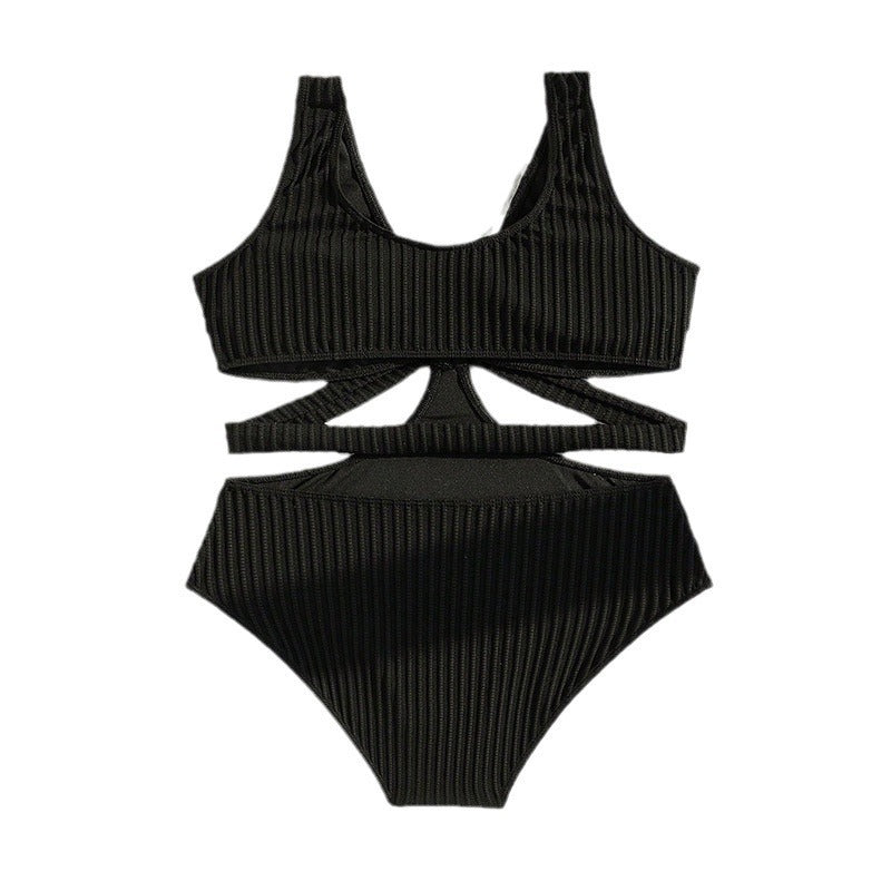Damen Einteiler Badeanzug mit kreativen Cut-Out-Design und trendigem Rippmuster R&B