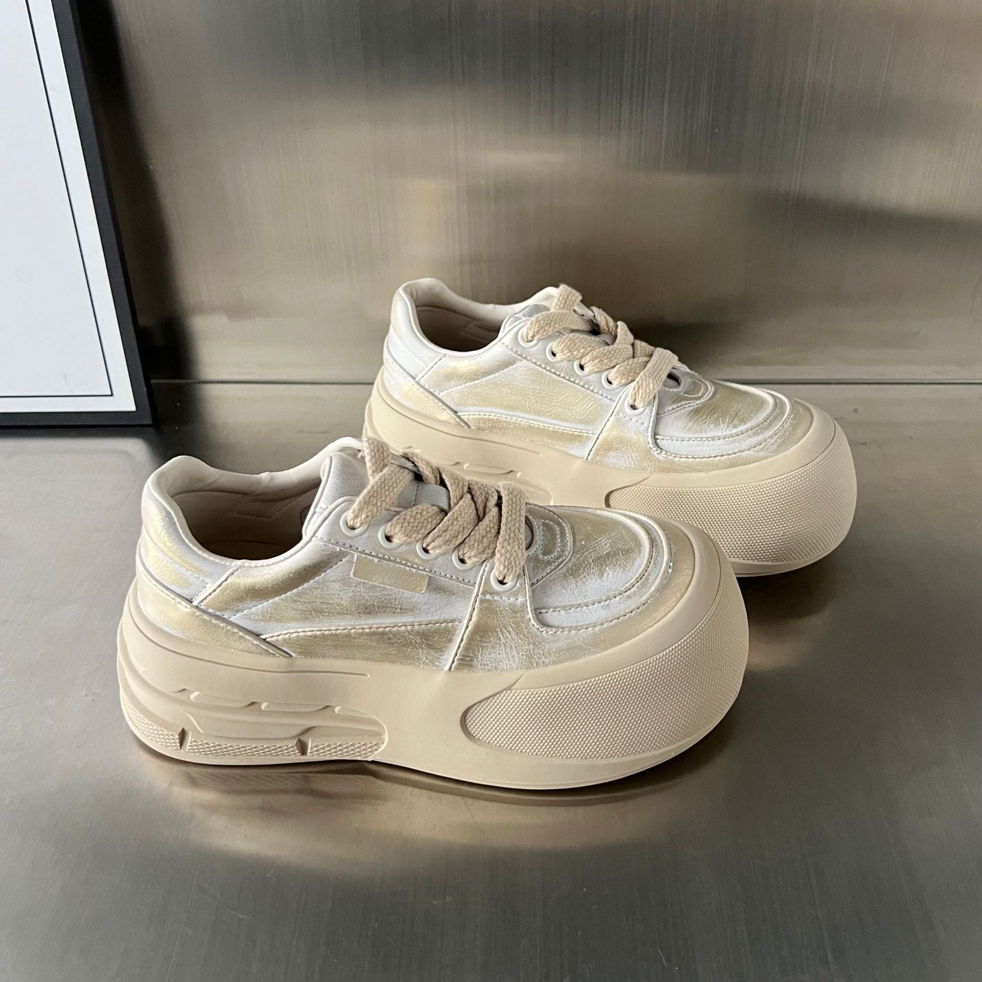 Damen modische Sneakers mit extragroßer Plateausohle und atmungsaktiver Mesh-Oberfläche R&B