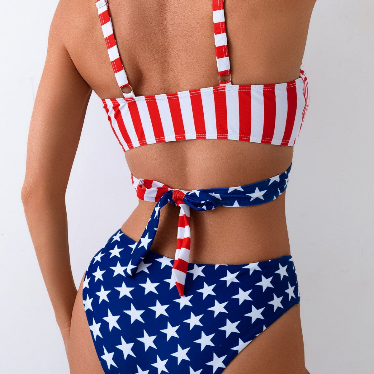 Damen Triangel-Bikini mit innovativem Wickel-Design